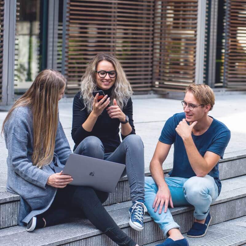 Kontakt vores salgsteam nu for et uforpligtende tilbud